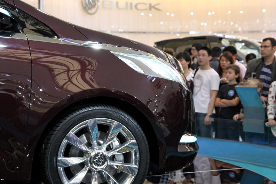  Buick Business Concept 2009 года  (фото 44 из 113)